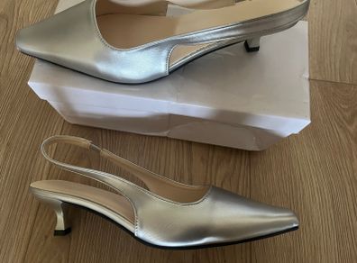 New Silver Kitten Heels