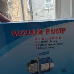 Vacuum pump