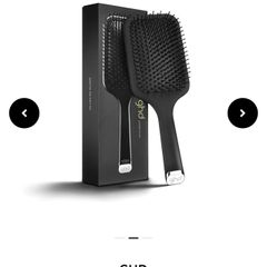 GHD dressing paddle brush