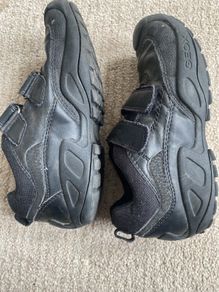 GEOX Boys black leather school shoes size 12 or 31