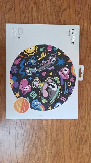 Wacom Intuos Bluetooth Graphics Tablet - Medium