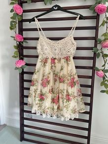 dress cream floral dress Christina v medium