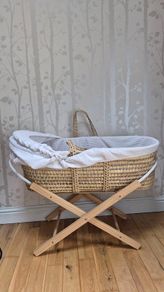 Moses basket & stand
