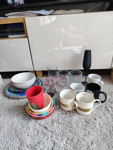 Mugs, bowls, glasses