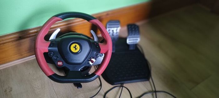 Thrustmaster Ferrari 458 Spider