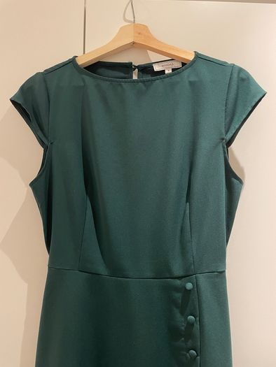 Rihoas Green Boat Neck Cutout Back Midi Dress