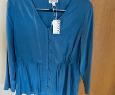 Jaeger  blouse . New . Size 8 Fit 10/12