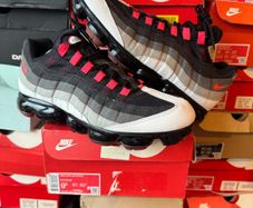 Nike Air Vapormax 95 Comet AJ7292-101