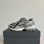 New Balance 1906R Image 4