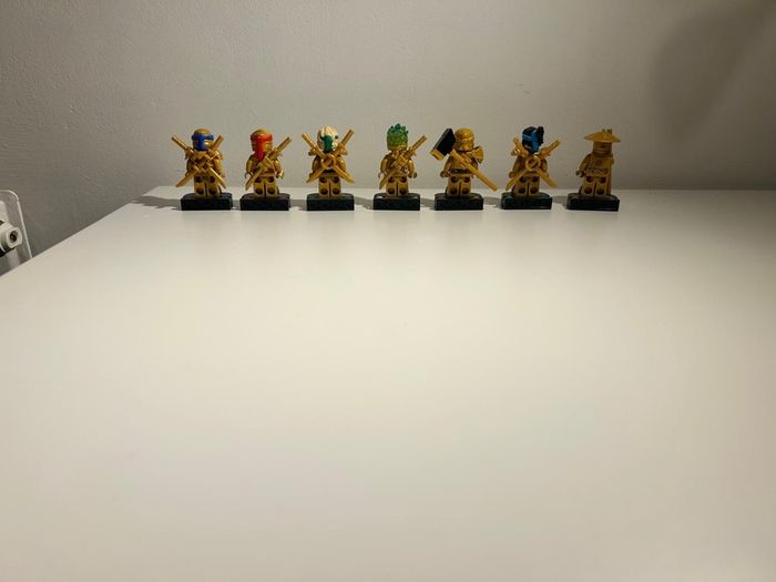 LEGO Ninjago Golden 10 year anniversary mini figures (RARE)
