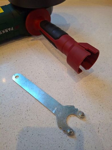 Parkside Angle Grinder + Extra Discs