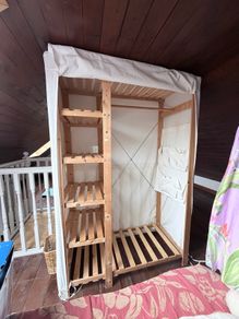 Free Wardrobe