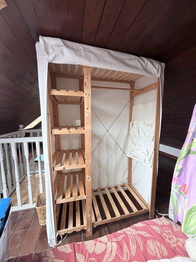 Free Wardrobe