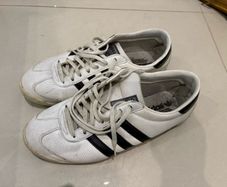Adidas trainers size 8