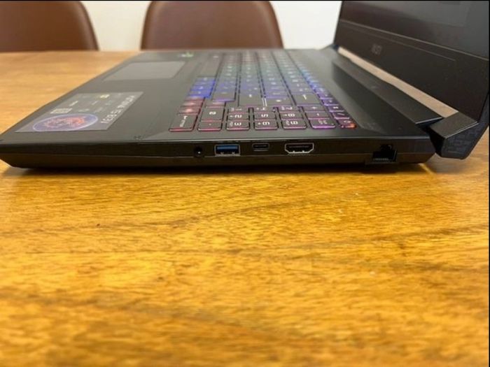 MSI Katana i9, 15'6 inch, 4070 gaming laptop
