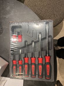 Unopened snap on tool