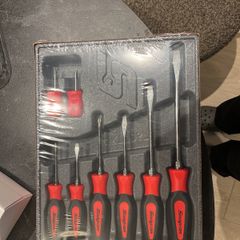 Unopened snap on tool