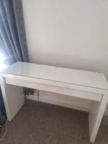 make-up table
