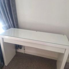 make-up table