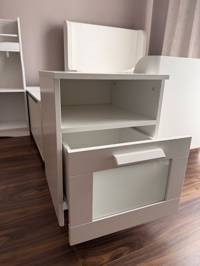 Kids bedroom furniture set