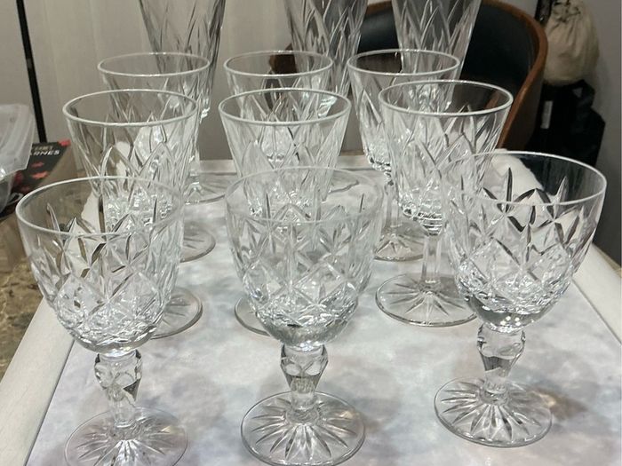 Glasses assorted cut glass