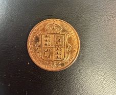 I/2 Sovereign shield back 1892