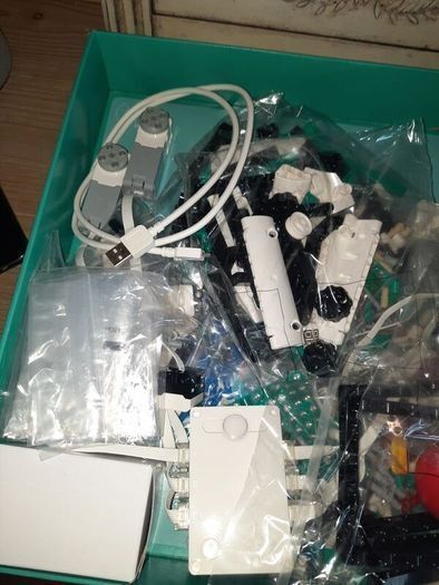 Lego Mindstorms 51515 Robot Inventor , New , Discontinued , Packets Sealed