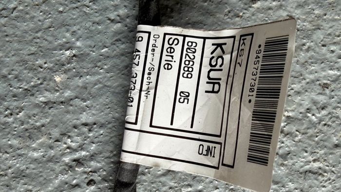 BMW S1000RR. Genuine License Plate Bracket/LED indicators.