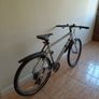 Carrera Parva Mens Hybrid Bike & Accessories Image 3