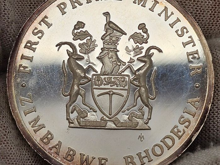 Zimbabwe Rhodesia 1979 Bishop Muzorewa First Prime Minister 999.9 Silver 40 Grams