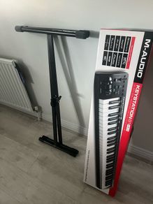 Midi keyboard and stand 50 cheaper than new