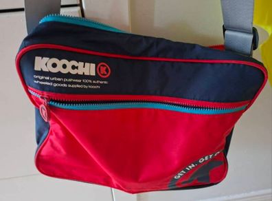 Gym bag holdall