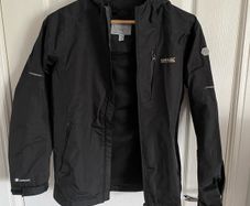 Regatta girls black raincoat