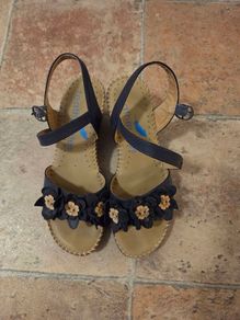 girls sandal