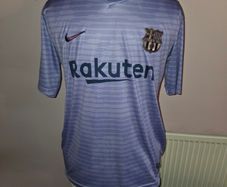 Barcelona 2021/22 Away Jersey - Medium size