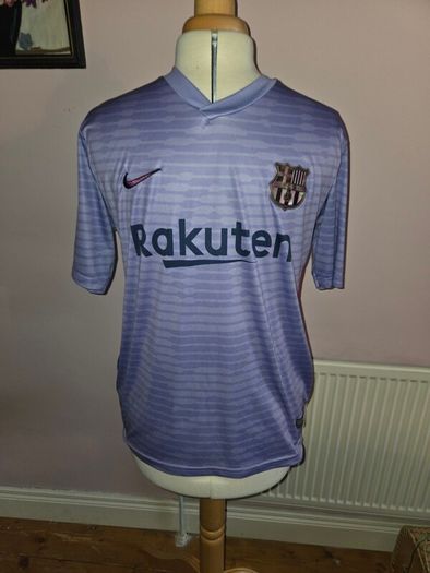 Barcelona 2021/22 Away Jersey - Medium size