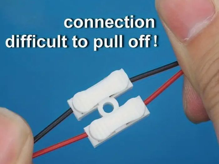 20 pcs Connectors Terminal Block Wire Splice Push Cable Push-In 2 Pin, No Electricity Needed, Flame-Retardant Cable Splice Connectors for LED Lights Free inspection