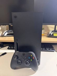 xbox series x 1tb with controller