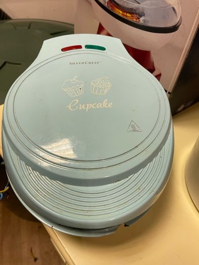 cupcake maker