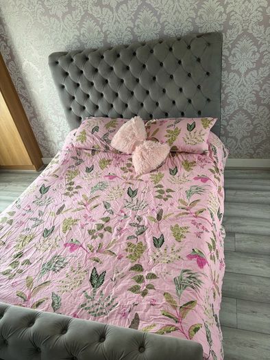 king bed