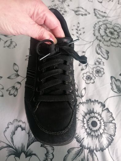 beautiful ladies leather skechers