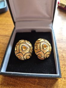 Vintage Gold and Black Tone Earrings