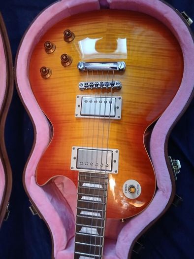 Les Paul epiphone guitar