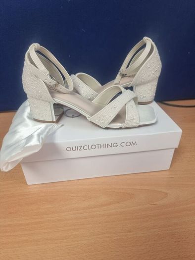 Bridal White Satin Pearl Heeled Sandals Size 5