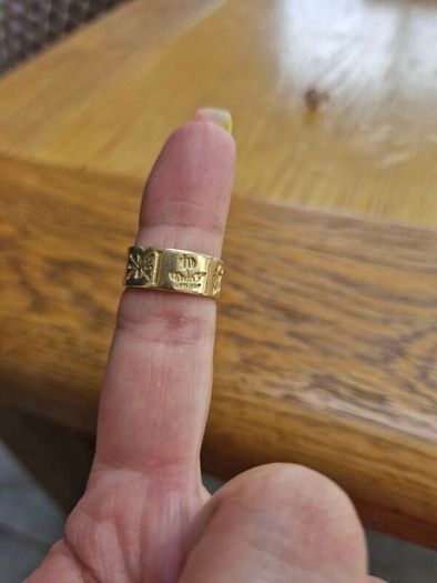 History of Ireland 14ct gold ring