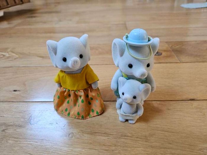 Sylvanian Families sets