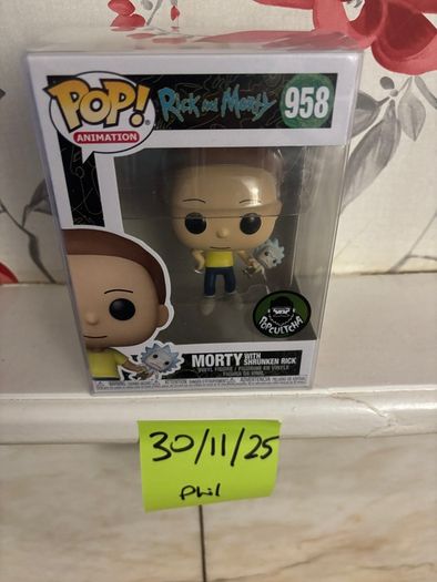 Morty with Shrunken Rick Funko & free keychain