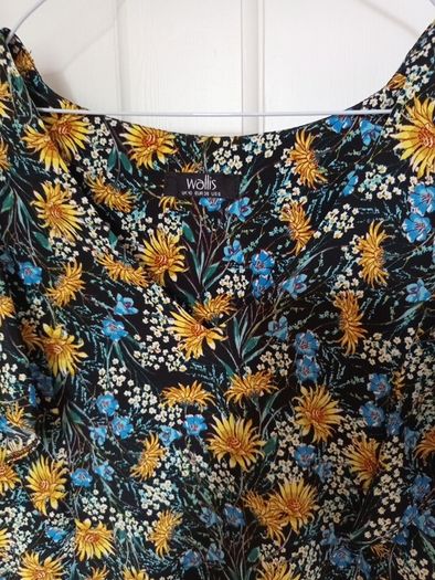 Wallis Top size 10