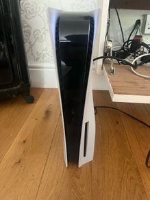 PS5 Disk Edition w/ Genuine Controller