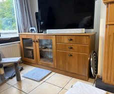 TV stand good condition